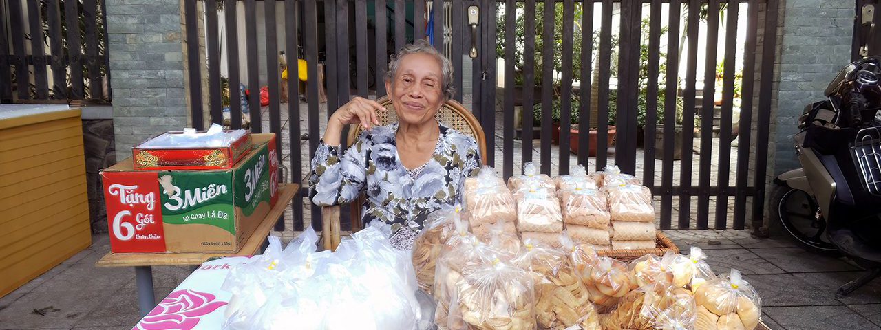 Vietnam Nha Trang Strassenverkauf Gebäck Slider